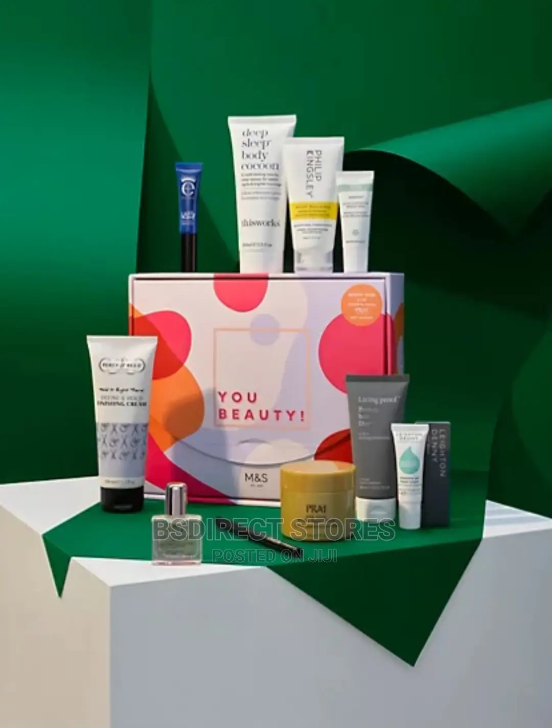 Marks and Spencer the Ultimate * Beauty Box Edit