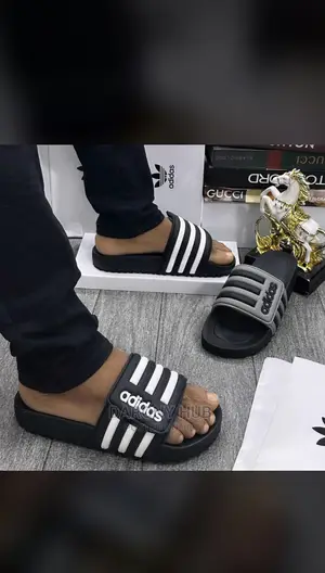 Top Quality Adidas Slides
