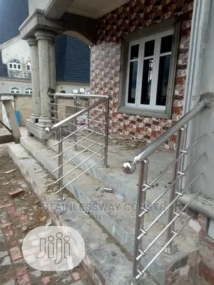 Stainless Railing Entrance Built