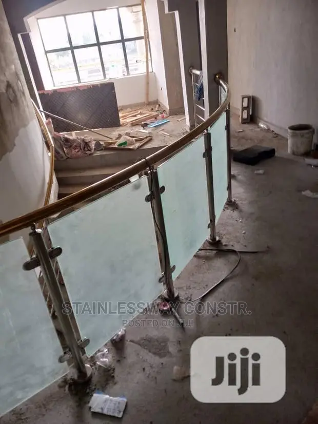 Curved Stainless Glass Railing