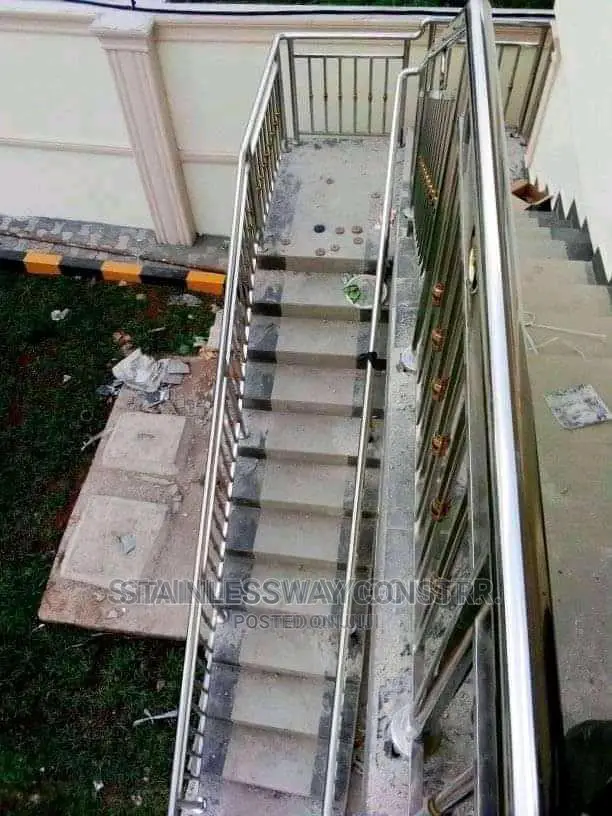 Stainless Broad Railing