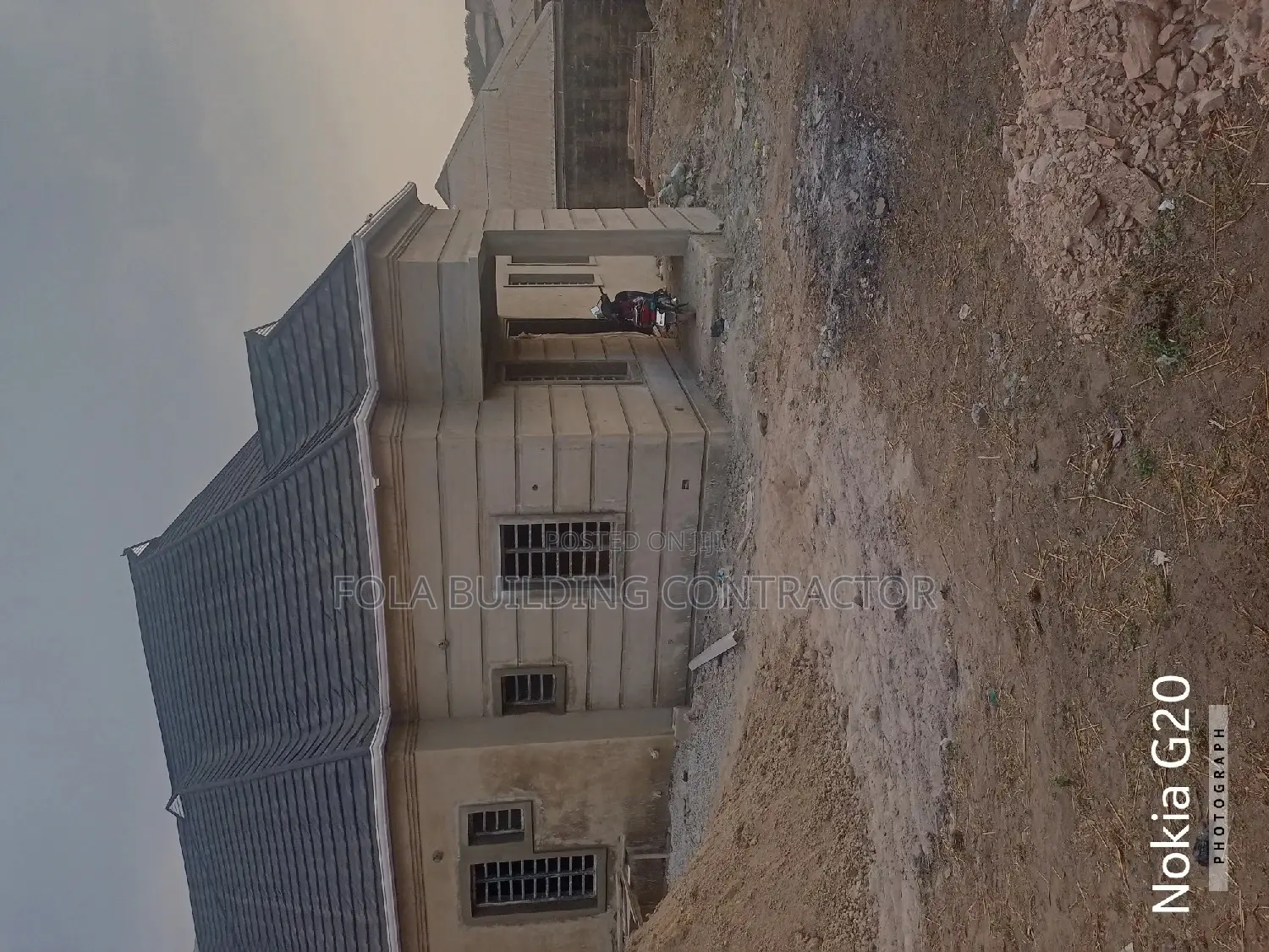 Professional Bricklayer (Fola Building Contractor)