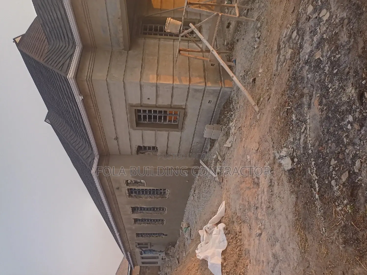 Professional Bricklayer (Fola Building Contractor)
