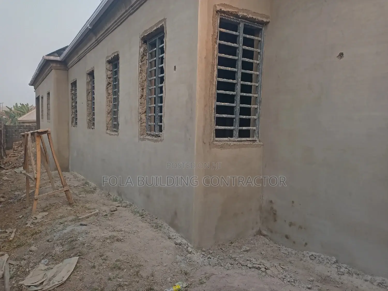 Fola Building Contractor (Bricklayer)