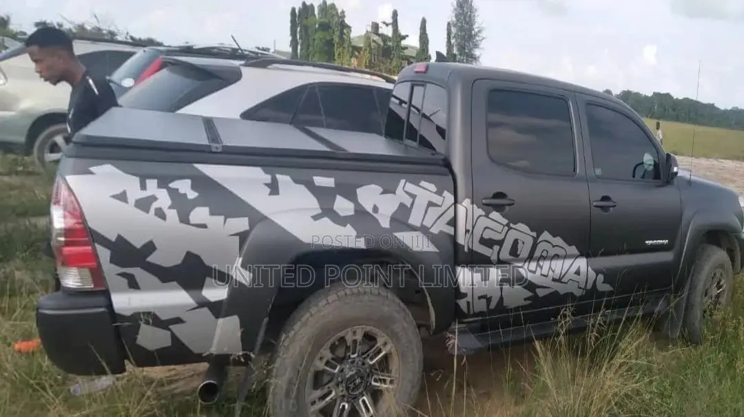 Tacoma Body Sticker Ash Colour