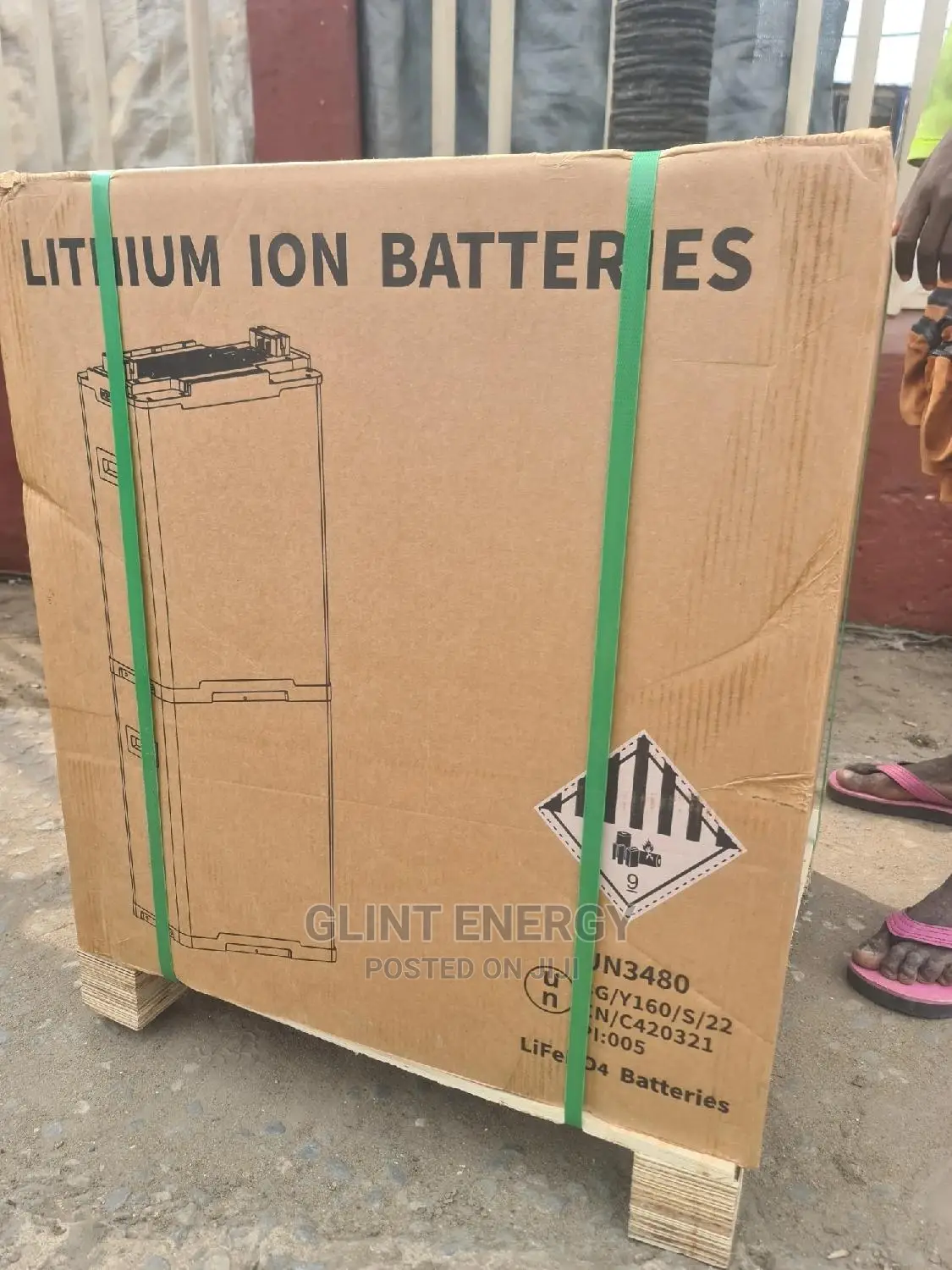 48v 15kwh Stackable Bluecarbon Lithium Iron Battery