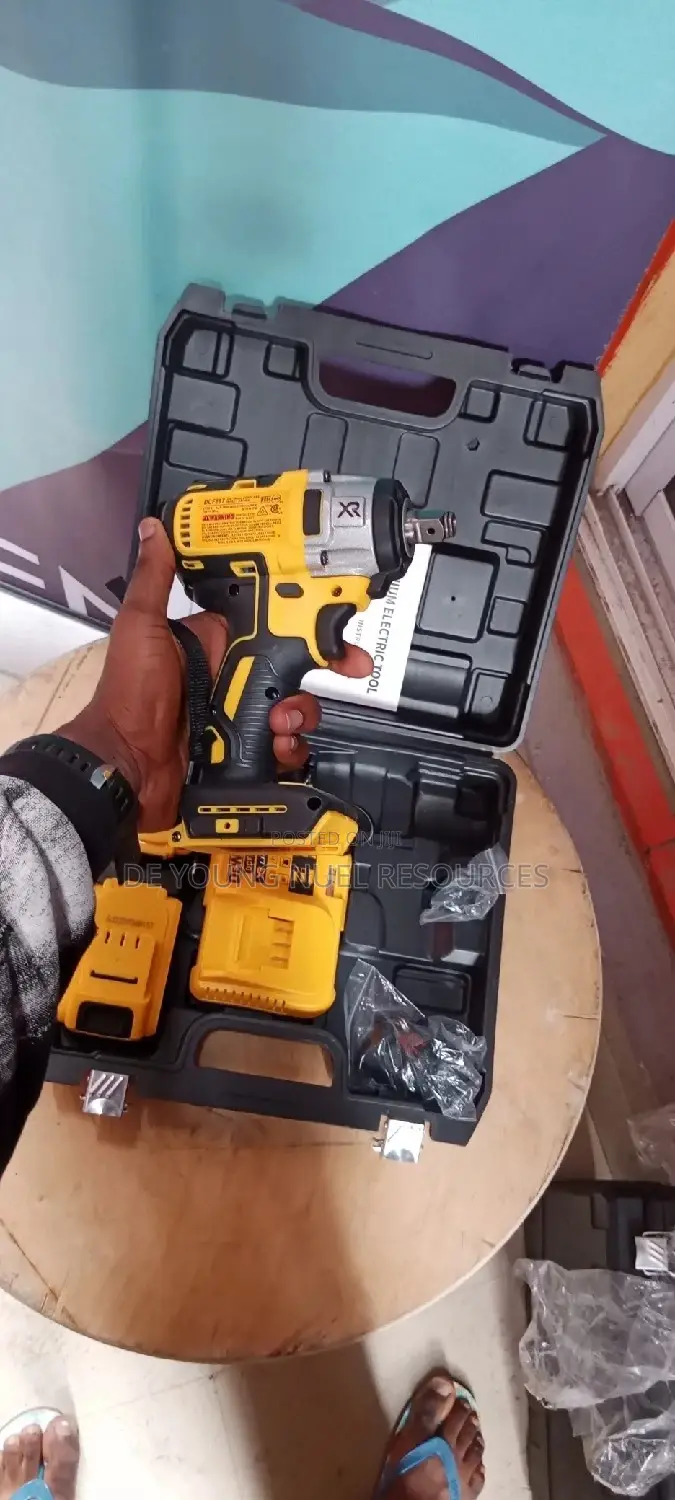 Original Cordless Socket Machine Dewalt
