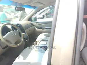 Toyota Sienna LE AWD 2005 Gold