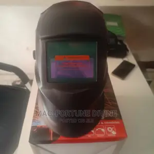 Auto Darkening Welding Helmet