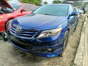Toyota Camry 2011 Blue