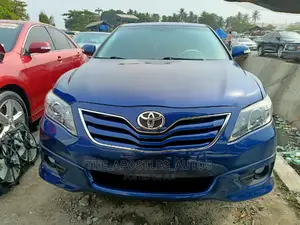 Toyota Camry 2011 Blue