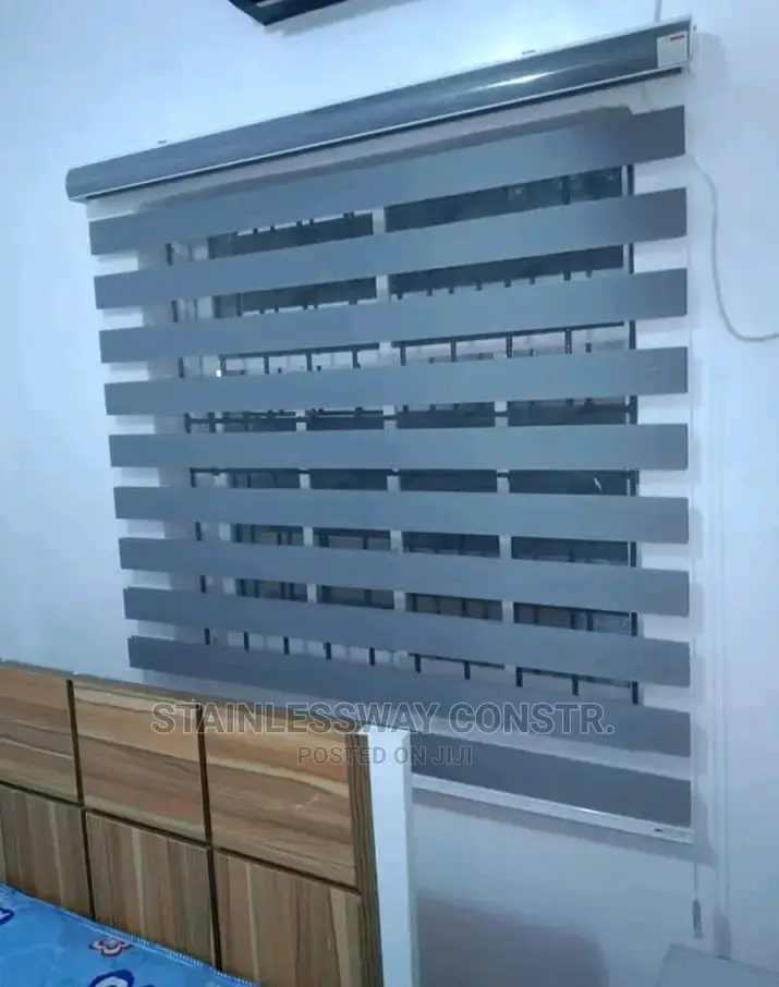 Window Blind Hood