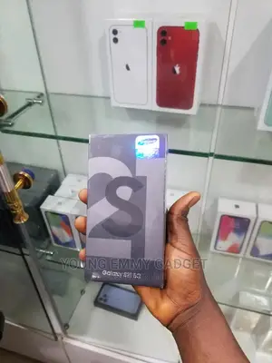New Samsung Galaxy S21 5G 256 GB Black