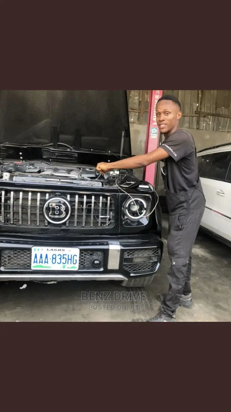 Mecedes Benz Engineer