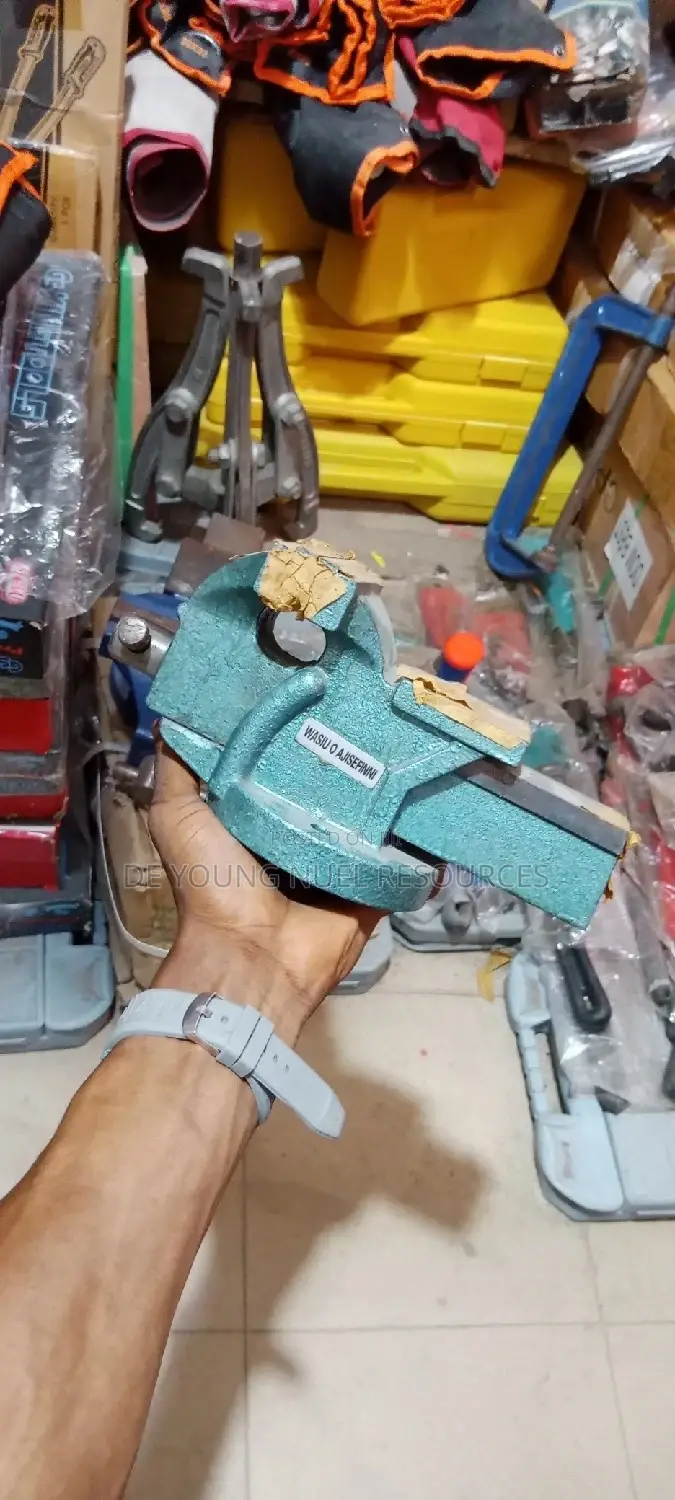 Bench Vice 4"