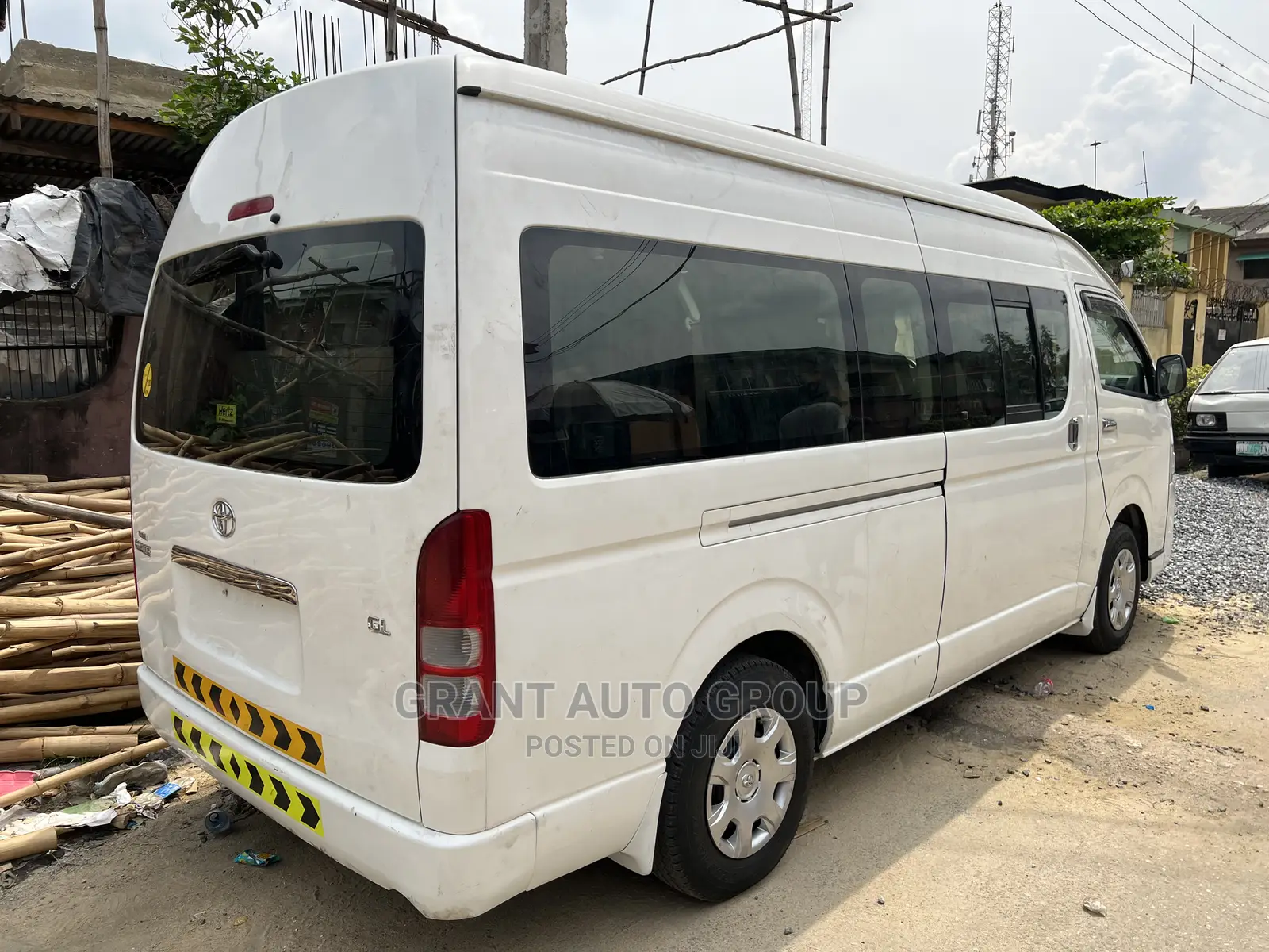 Toyota HiAce 2015 White