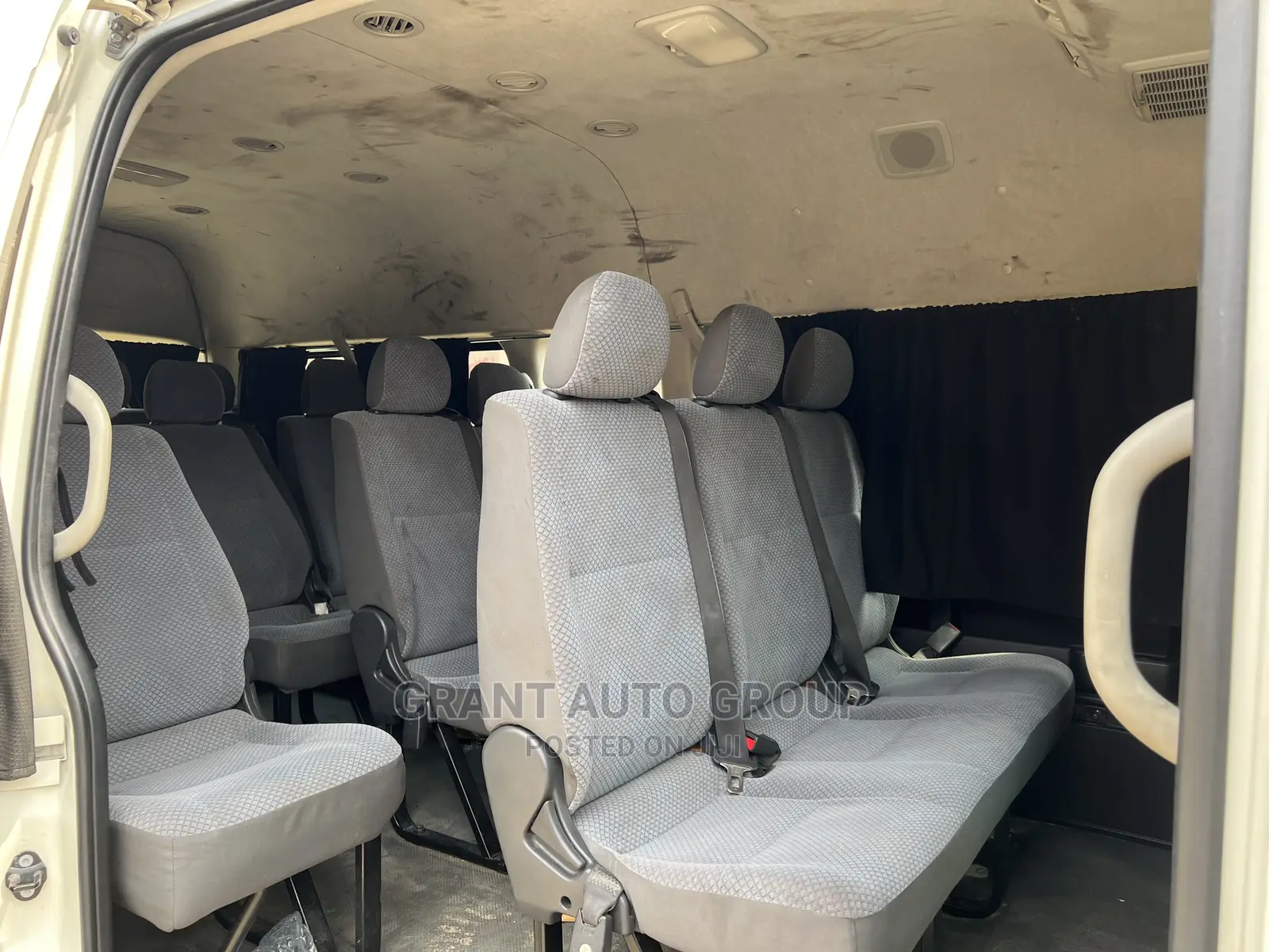 Toyota HiAce 2015 White