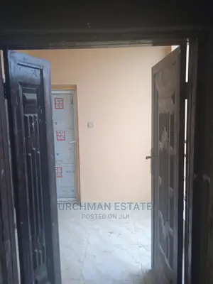 Furnished 3bdrm Apartment in Stone Water, Abule Ado for rent