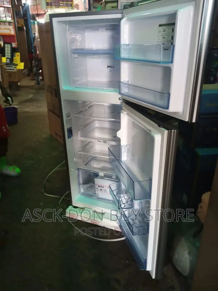 Original Samsung 231liters Standing Fridge and Freezer Ice.