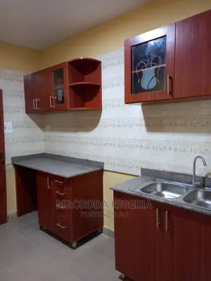 5bdrm Duplex in Mende Maryland for rent