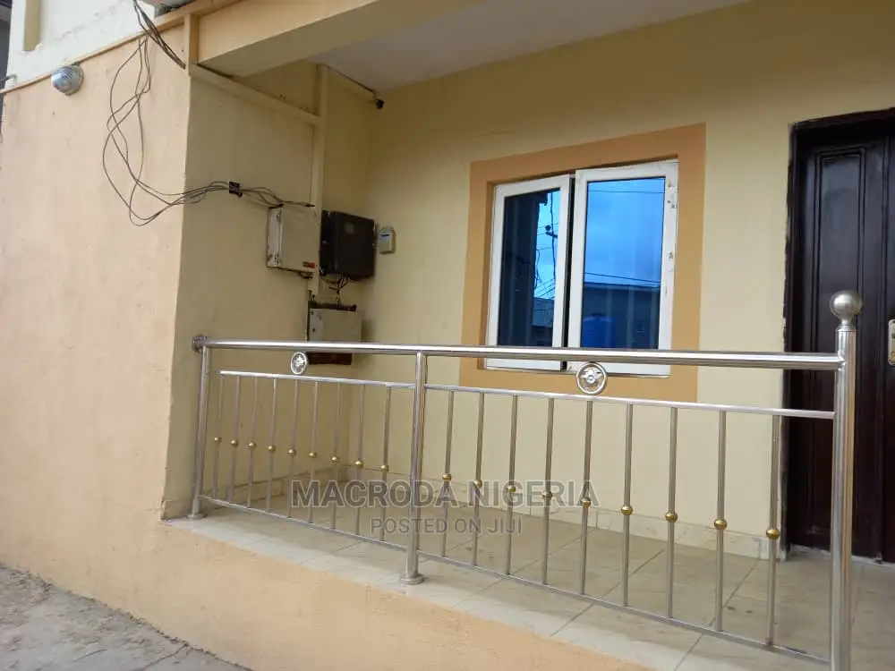 5bdrm Duplex in Mende Maryland for rent