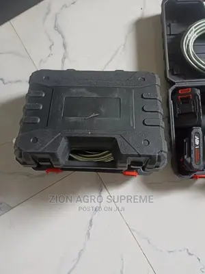 Rechargeable Wetting Gun.