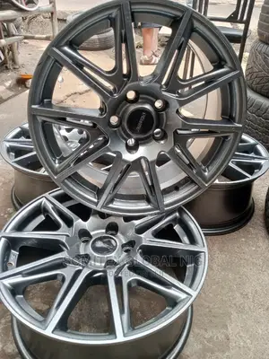 17rim Lexus/Toyota Camry!