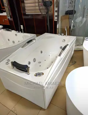 Single White Jacuzzi