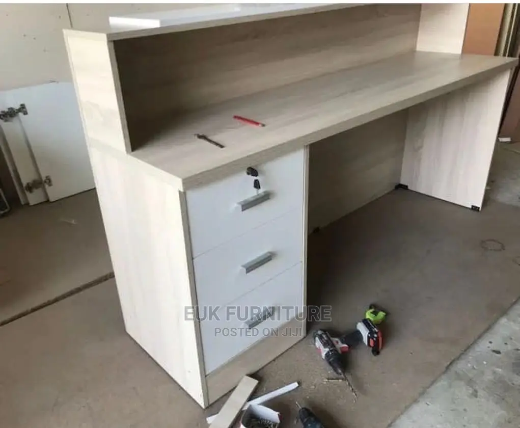 Receptionist Desk
