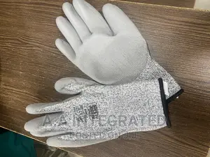 Anti-cute Hand Glove