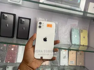 Apple iPhone 11 64 GB White