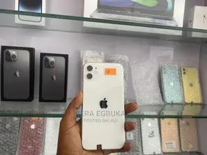 Apple iPhone 11 64 GB White