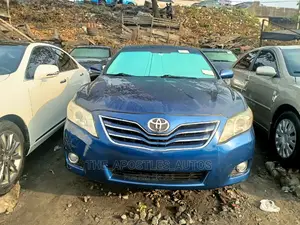 Toyota Camry 2011 Blue