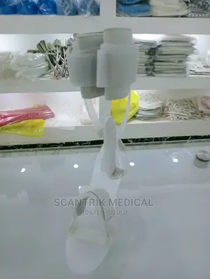White Foot Drop Splint Walker