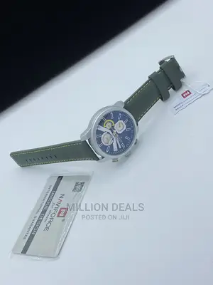 Men’S Leather Strap Chronograph Luxury Wrist Watch