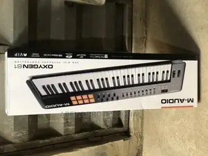 M Audio Oxygen61 Midi Controller