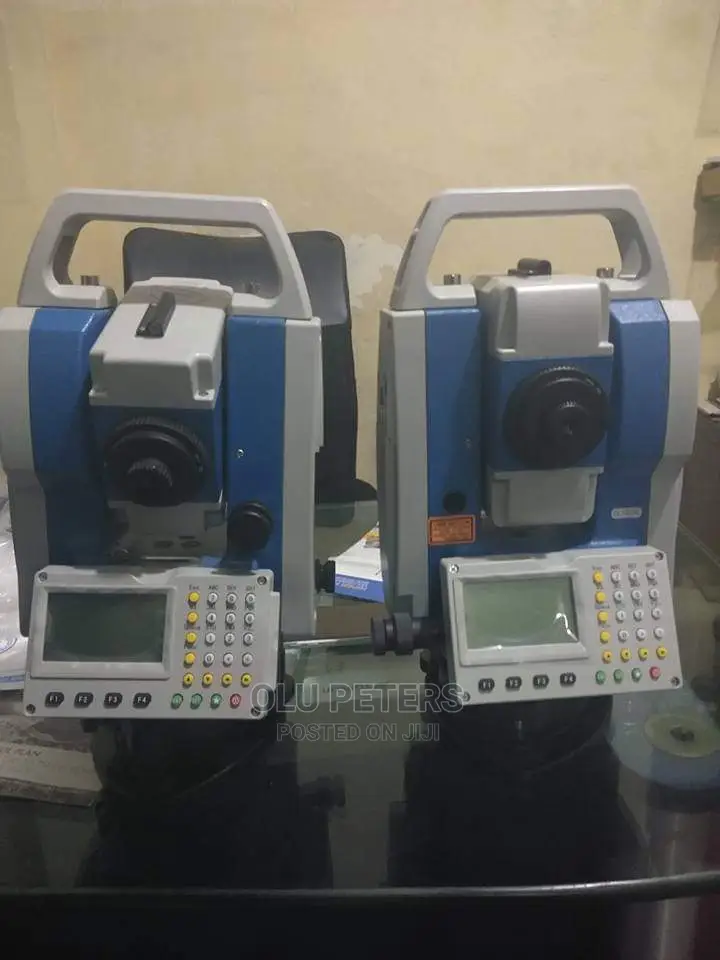 Stonex R1plus 2” Reflectorless Total Station