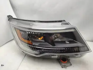 Headlight Ford Explorer 2016