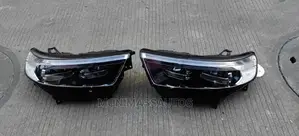 Headlight Ford Explorer 2022