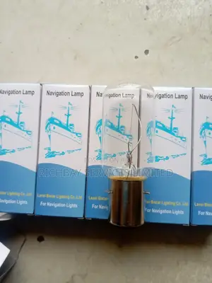 P28s 24v 40w-65w Navigation Lamp