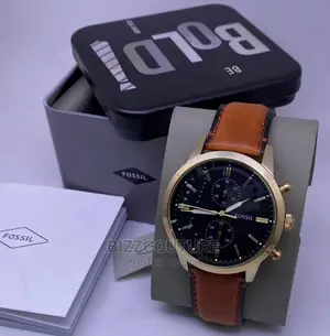 Original FOSSIL Leather Strap Watch Available in Store