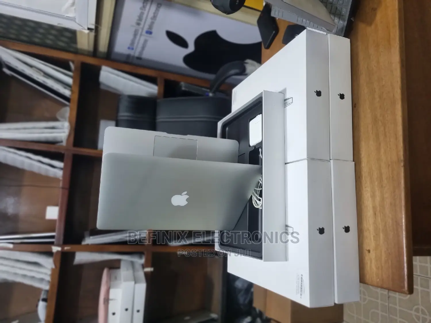Laptop Apple MacBook Air 2017 8GB Intel Core I5 SSD 128GB
