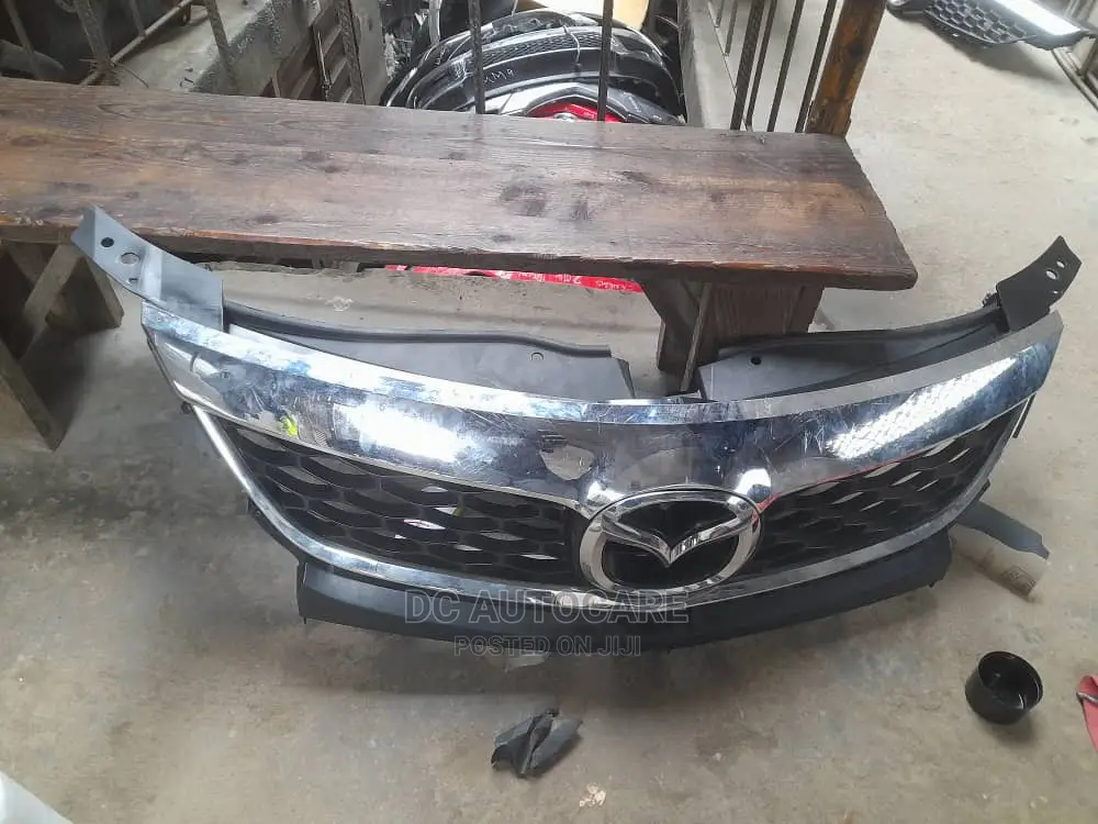 Frontgrill Cx9