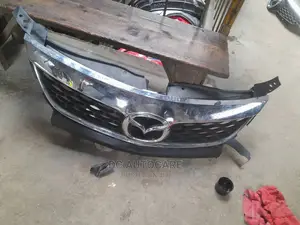Frontgrill Cx9