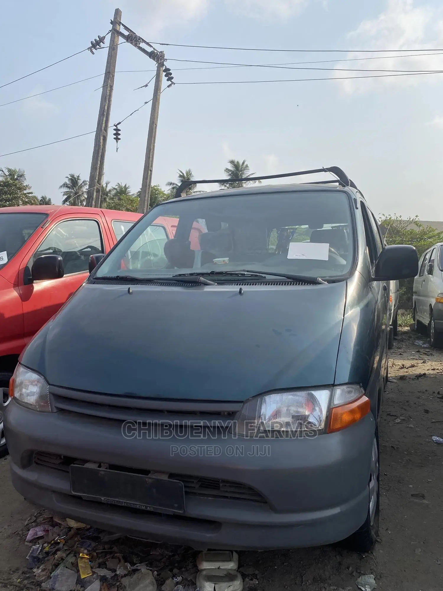 Toyota HiAce 2000 Blue