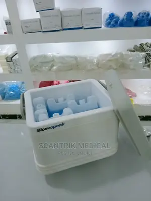 Bioevopeak Laboratory 4.5L Medical Cooler Box