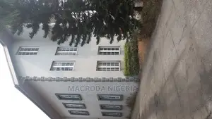 5bdrm Duplex in Adeniyi Jones Ikeja for rent