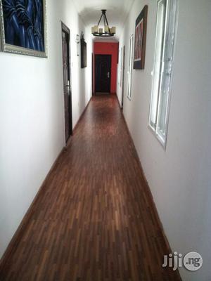 Laminate Floor Discount