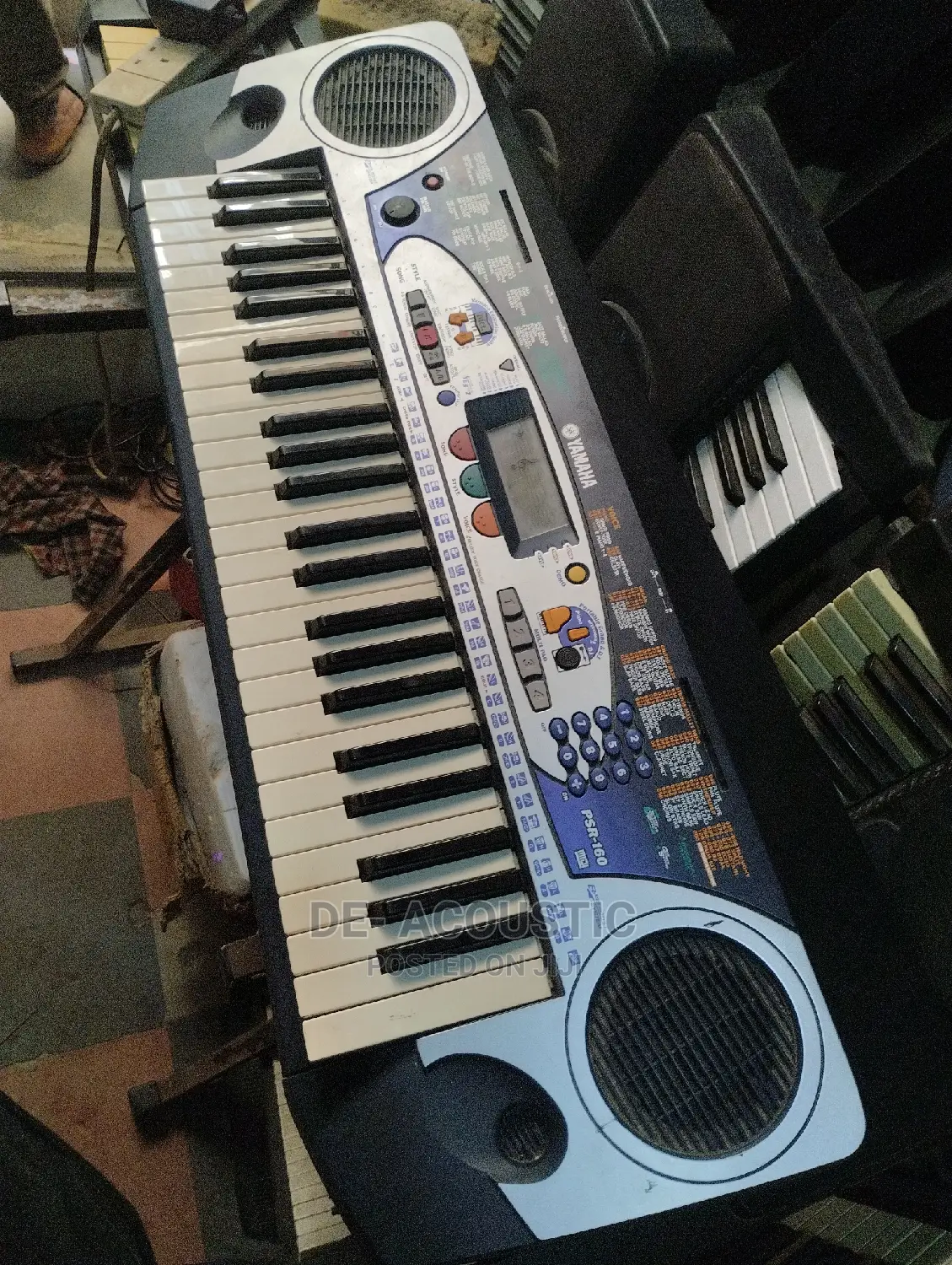 Yamaha PSR160 49-Note Portable Electronic Keyboard