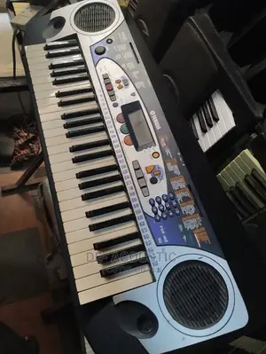 Yamaha PSR160 49-Note Portable Electronic Keyboard